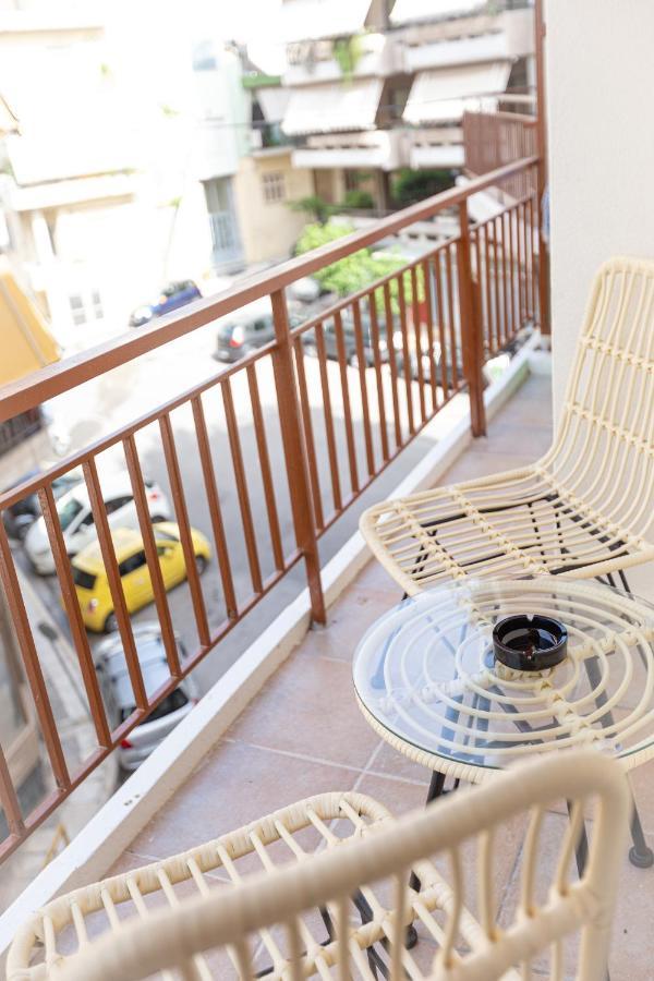 Aegean Pearl Apartment พีเรียส ภายนอก รูปภาพ